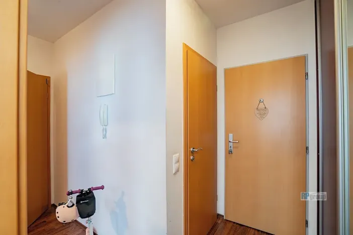Pronájem bytu 2+kk, Praha - Zbraslav, Pickova, 56 m2