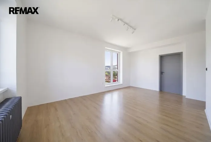 Prodej bytu 2+kk, Sokolov, Hornická, 51 m2