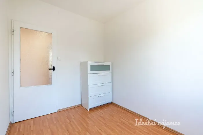 Pronájem bytu 4+kk, Praha - Prosek, Mimoňská, 67 m2