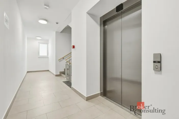 Pronájem bytu 2+kk, Pardubice - Ohrazenice, U Sportovní školy, 51 m2