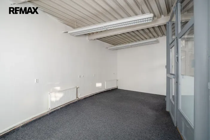 Pronájem obchodního prostoru, Zlín, třída Tomáše Bati, 53 m2