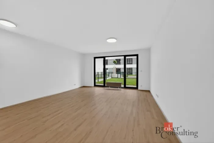 Prodej bytu 2+kk, Plzeň - Jižní Předměstí, Železná, 69 m2