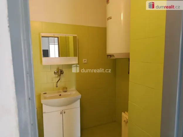 Pronájem bytu 4+1, Zbuzany, V Zahradě, 72 m2