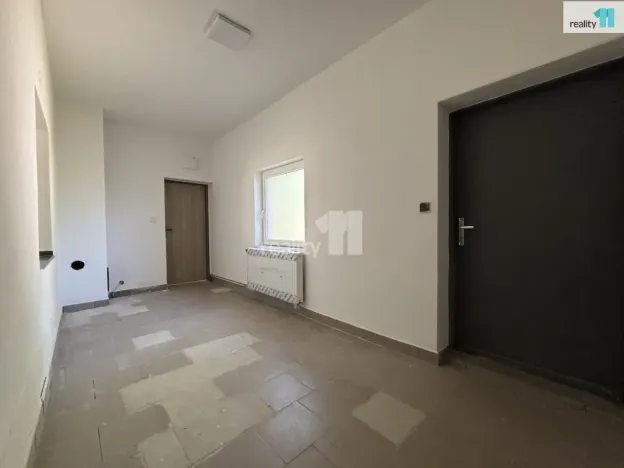 Pronájem obchodního prostoru, Česká Lípa, Malá, 144 m2