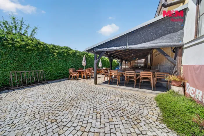 Prodej restaurace, Studená, Tyršova, 879 m2