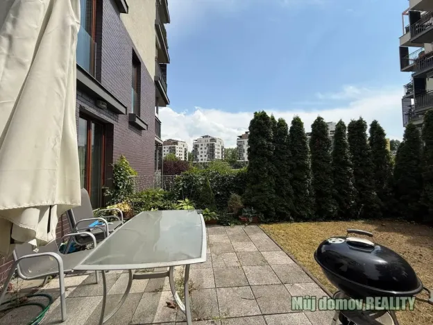 Pronájem bytu 3+kk, Praha - Hrdlořezy, Nad Smetankou, 89 m2