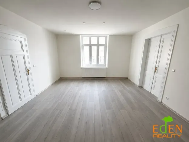 Pronájem bytu 2+1, Plzeň, Dobrovského, 80 m2