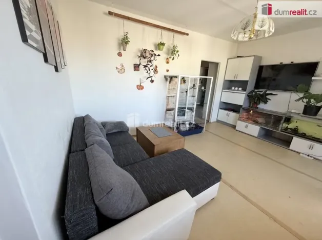 Pronájem bytu 3+1, Ústí nad Labem - Krásné Březno, Neštěmická, 68 m2