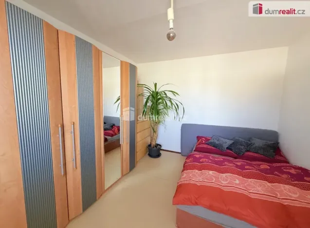 Pronájem bytu 3+1, Ústí nad Labem - Krásné Březno, Neštěmická, 68 m2