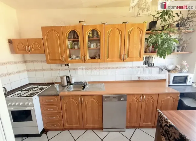 Pronájem bytu 3+1, Ústí nad Labem - Krásné Březno, Neštěmická, 73 m2