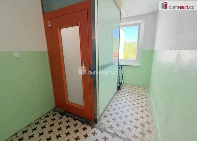 Pronájem bytu 3+1, Ústí nad Labem - Krásné Březno, Neštěmická, 73 m2