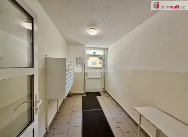 Pronájem bytu 3+1, Ústí nad Labem - Krásné Březno, Neštěmická, 73 m2