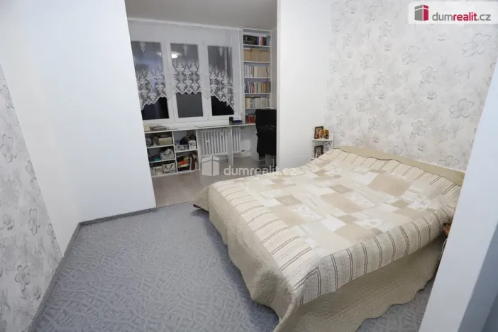 Pronájem bytu 3+1, Sokolov, Alšova, 84 m2