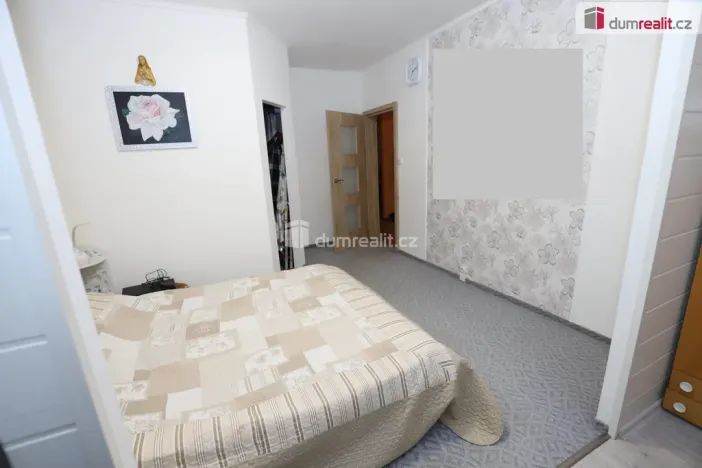 Pronájem bytu 3+1, Sokolov, Alšova, 84 m2