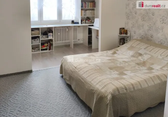Pronájem bytu 3+1, Sokolov, Alšova, 84 m2