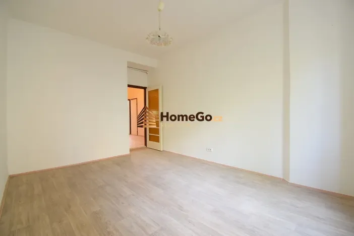 Pronájem bytu 3+1, Praha - Nusle, U gymnázia, 91 m2