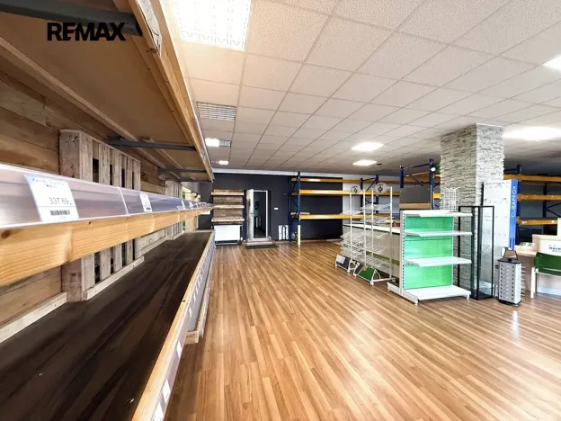 Pronájem obchodního prostoru, Karlovy Vary, Počernická, 312 m2
