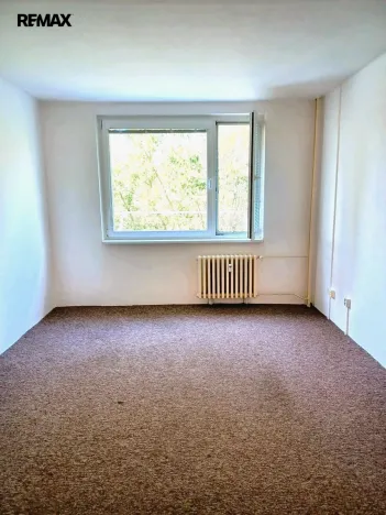 Pronájem bytu 1+kk, Hradec Králové - Nový Hradec Králové, třída Edvarda Beneše, 30 m2