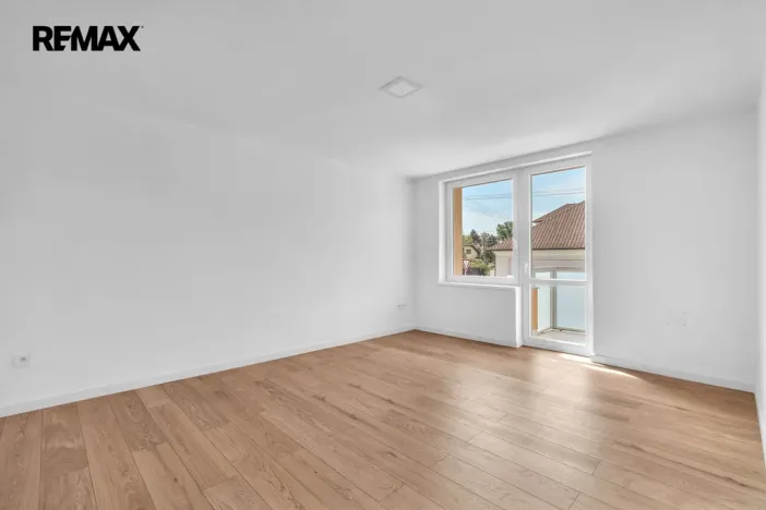 Prodej bytu 3+1, Lužany, 77 m2