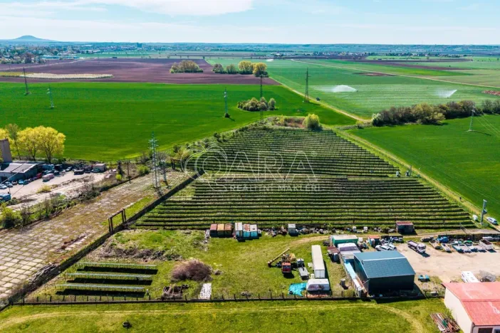 Prodej komerčního pozemku, Mlékojedy, 1000 m2