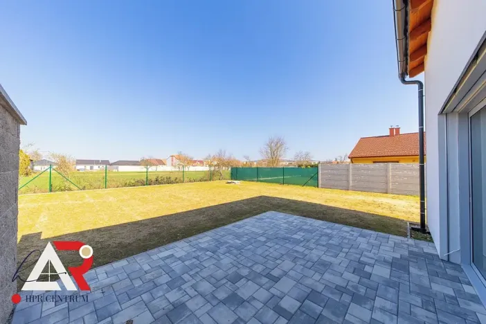 Prodej domu na klíč, Žabčice, 140 m2