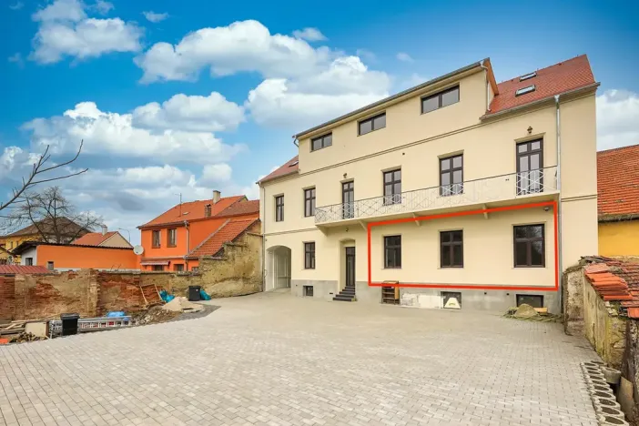 Pronájem bytu 2+1, Horažďovice, Komenského, 65 m2