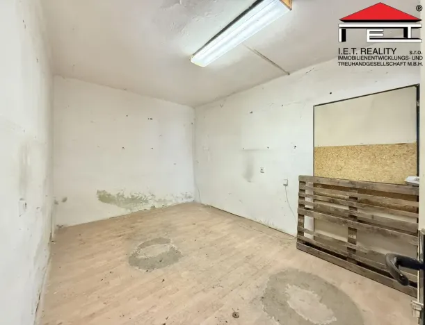 Pronájem skladu, Brno, Dukelská třída, 95 m2