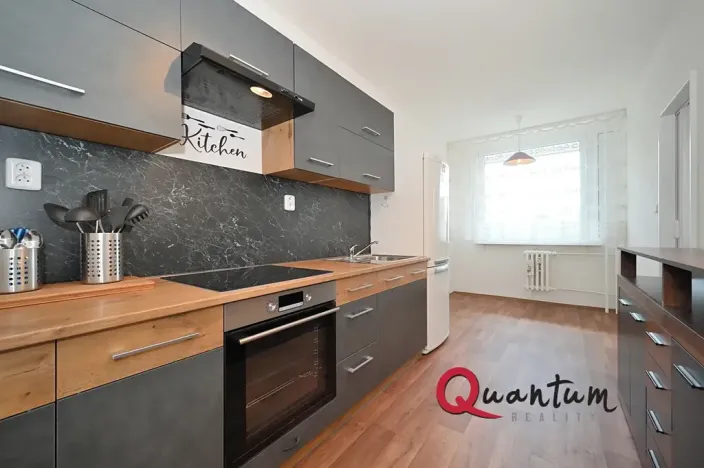 Pronájem bytu 3+1, Praha - Bohnice, Kostřínská, 70 m2