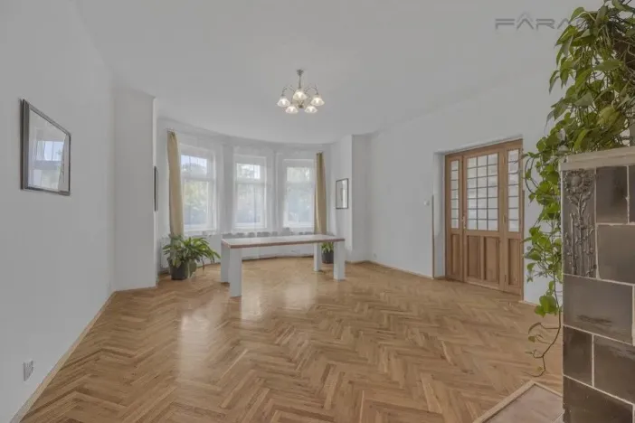 Pronájem kanceláře, Praha - Klánovice, Slavětínská, 116 m2