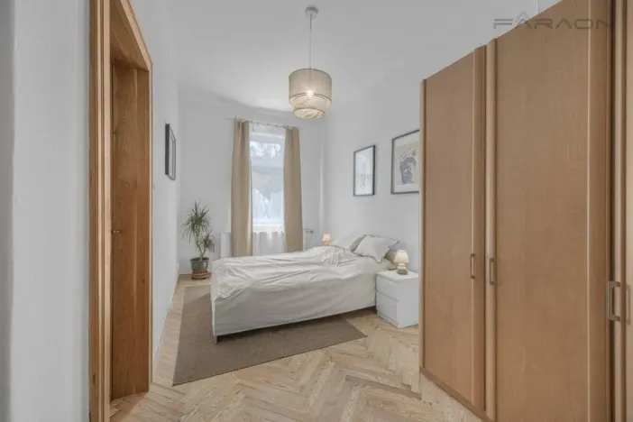 Pronájem kanceláře, Praha - Klánovice, Slavětínská, 116 m2