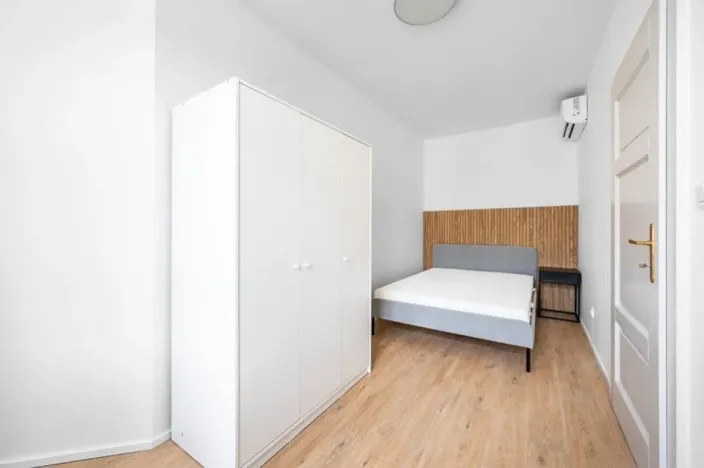 Pronájem bytu 2+kk, Praha - Karlín, Březinova, 50 m2