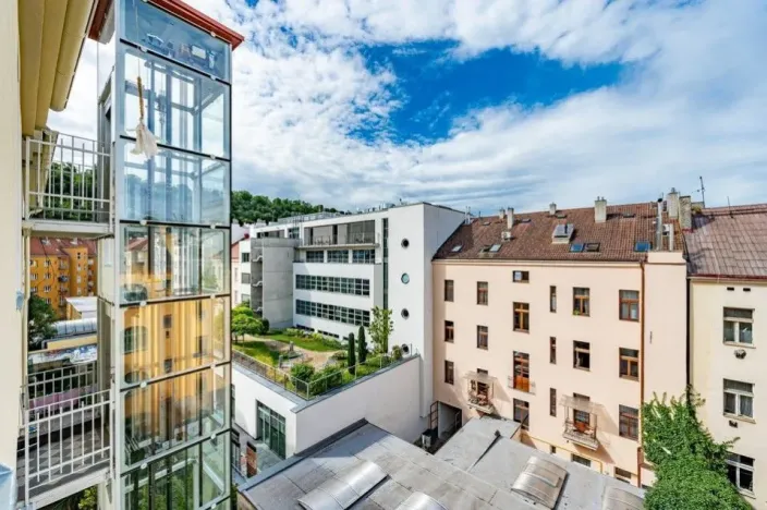Pronájem bytu 2+kk, Praha - Karlín, Březinova, 50 m2