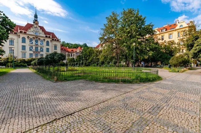 Pronájem bytu 2+kk, Praha - Karlín, Březinova, 50 m2