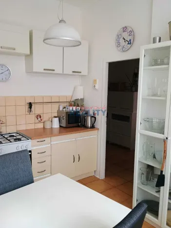 Pronájem bytu 1+1, České Budějovice - České Budějovice 7, Komenského, 52 m2