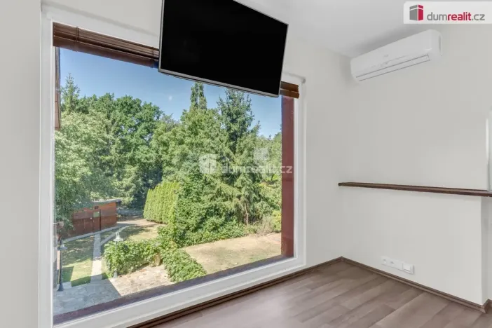 Prodej rodinného domu, Říčany - Jažlovice, Strmá, 160 m2