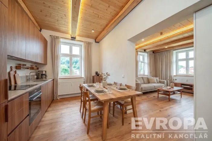 Prodej bytu 2+1, Mladé Buky, 52 m2