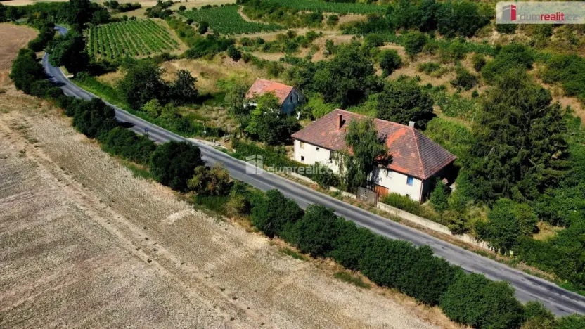 Prodej rodinného domu, Dolní Beřkovice, 337 m2