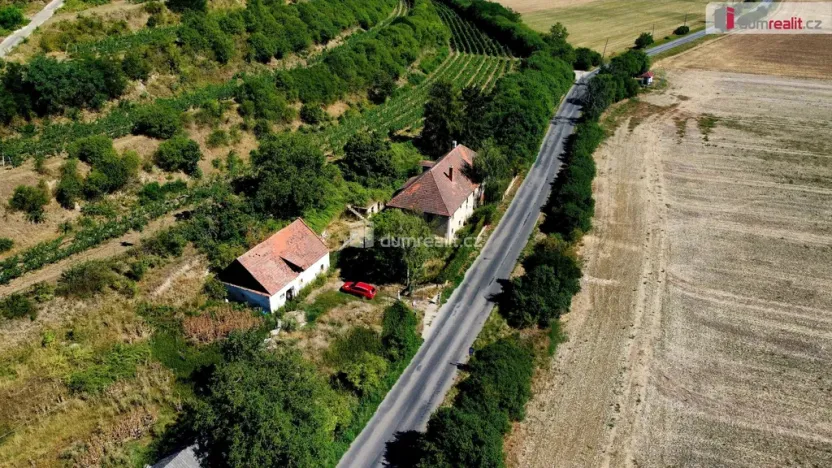 Prodej rodinného domu, Dolní Beřkovice, 337 m2