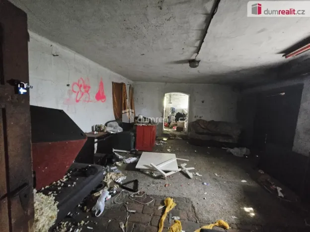 Prodej rodinného domu, Dolní Beřkovice, 300 m2