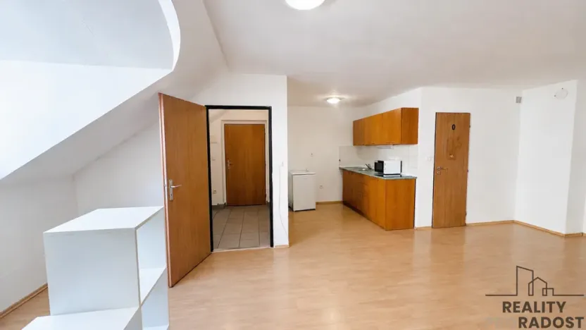 Pronájem bytu 1+kk, Hodonín, Národní třída, 50 m2