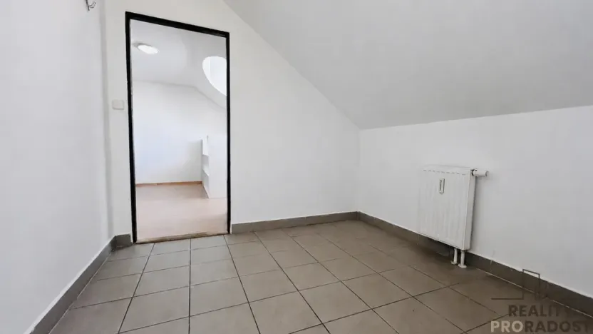 Pronájem bytu 1+kk, Hodonín, Národní třída, 50 m2