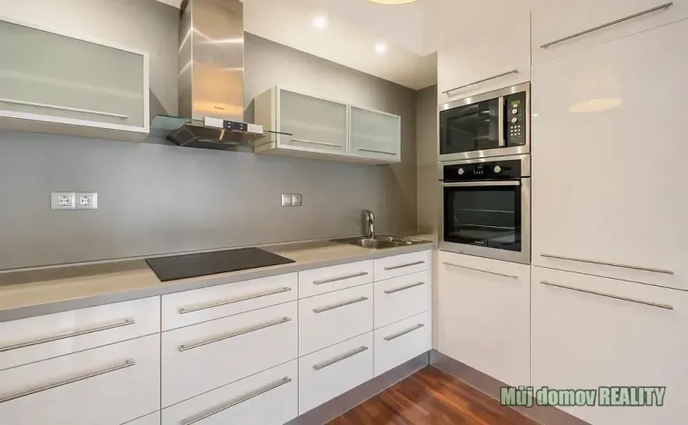 Pronájem bytu 2+kk, Praha - Střížkov, Zakšínská, 52 m2