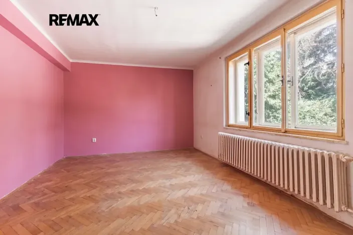 Prodej vícegeneračního domu, Praha - Pitkovice, Žampiónová, 200 m2