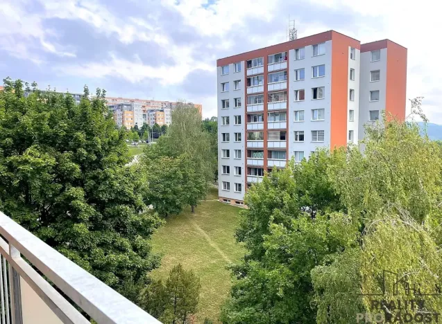 Pronájem bytu 3+1, Zlín, Budovatelská, 64 m2