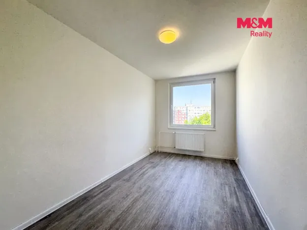 Pronájem bytu 4+1, Praha - Hloubětín, Rochovská, 83 m2