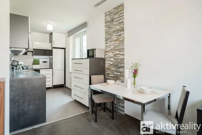 Pronájem bytu 2+1, Mělník, Studentská, 54 m2