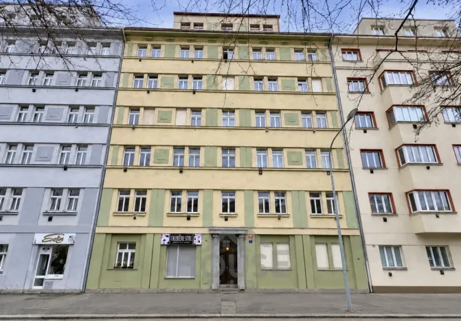 Prodej bytu 2+kk, Praha - Libeň, náměstí Dr. Václava Holého, 48 m2