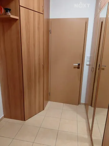 Pronájem bytu 1+kk, Pardubice, Bělehradská, 40 m2