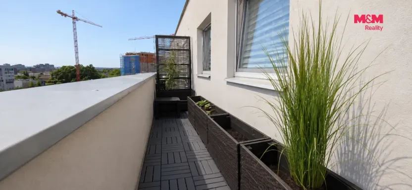 Pronájem bytu 2+kk, Pardubice - Trnová, Jozefa Gabčíka, 52 m2