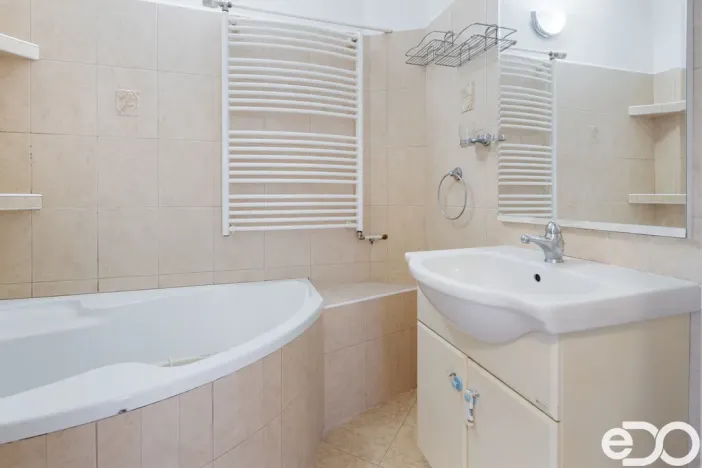 Prodej bytu 2+1, Tábor, Trocnovská, 67 m2